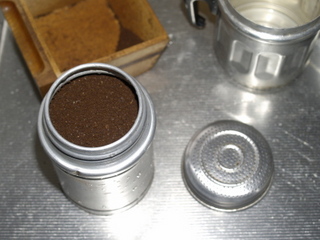 illy03Web.jpg