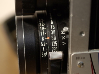 web_5120012lens.jpg